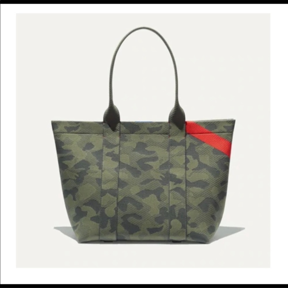 BNIB Rothy’s The Essential Tote Sage Camo